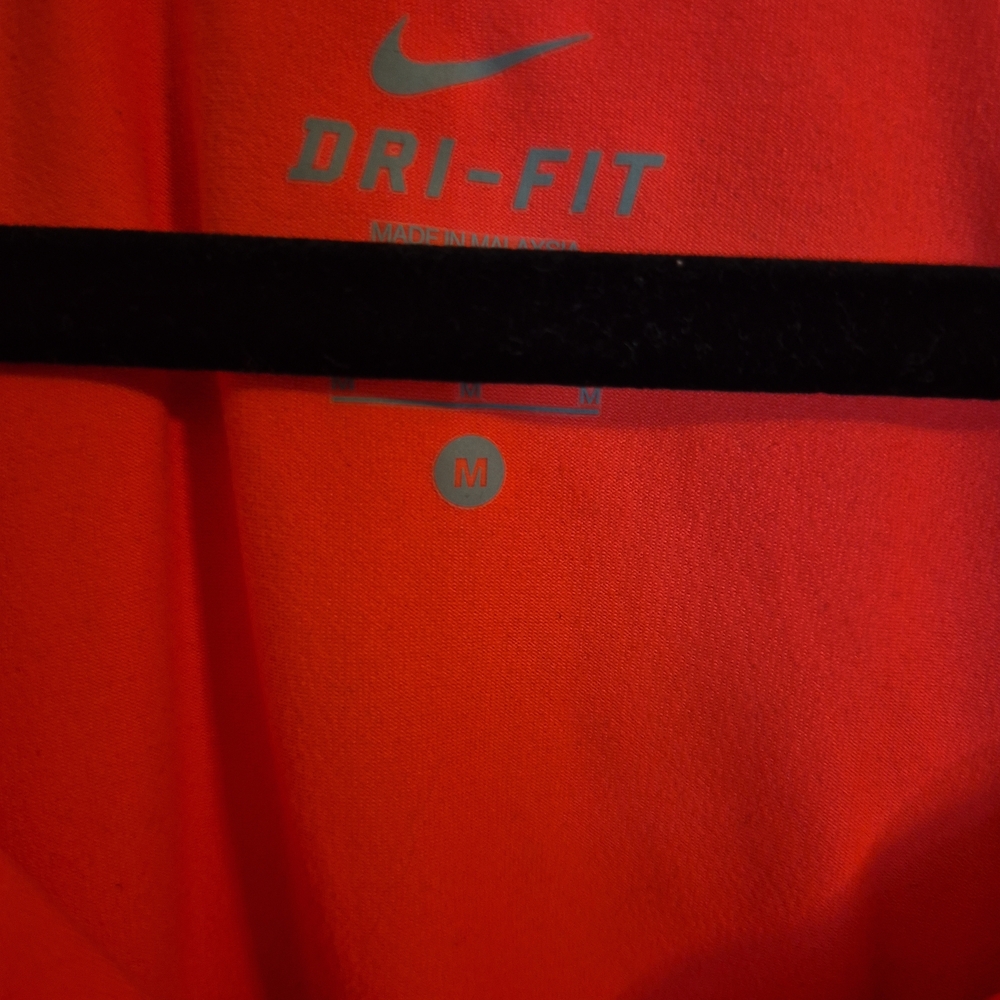 Nike Dri-Fit Element Womens Large Red 1/4 Zip Running Pullover Long Sleeve Top - Picture 2 of 5